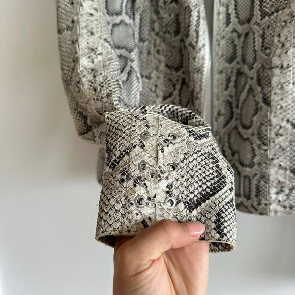 Elie Tahari Janet Python-Embossed Leather Jacket L - Picture 8 of 11